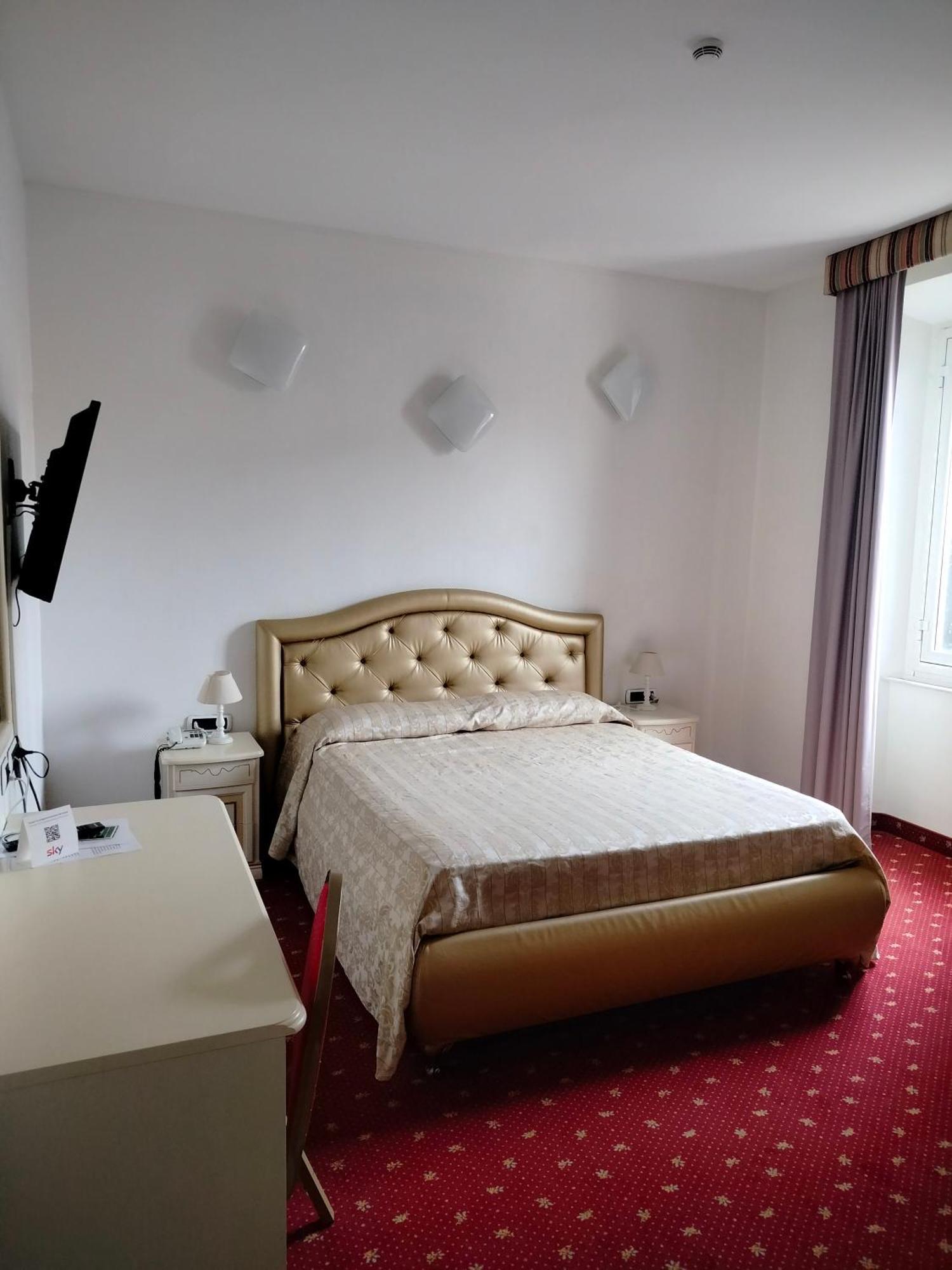 Hotel Centrale 4*
